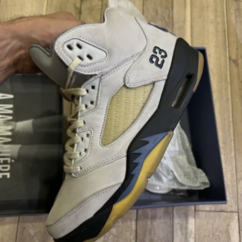 Size 9 - Jordan 5 x A Ma Maniere Mid Light Bone